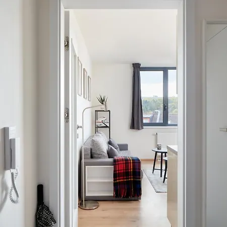 Cozy Studio In Smichov By Days Prag